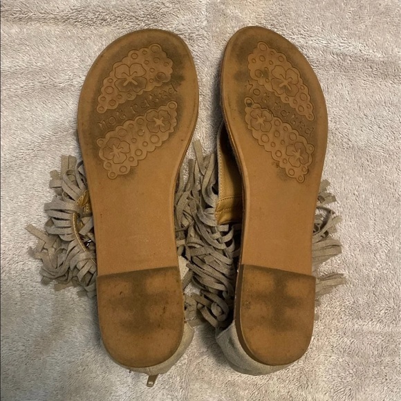 Womans size 10 sandals - Picture 3 of 4